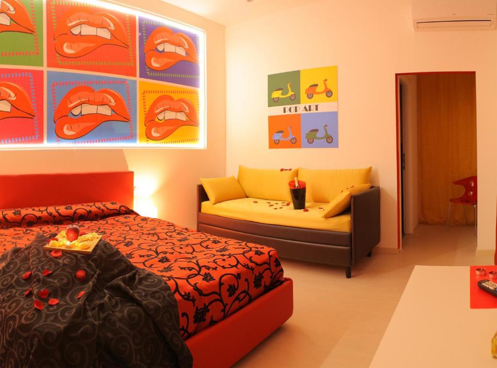 Chroma Italy - Ena Roma