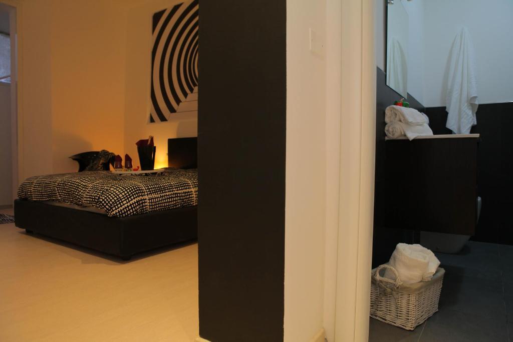 Bed & Breakfast Chroma Italy - Ena Roma