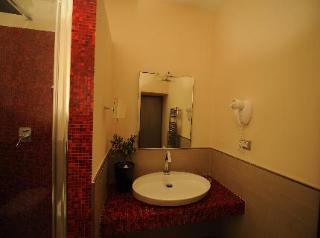 Chroma Italy - Ena 2* Roma