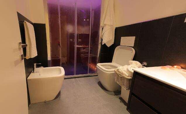 Chroma Italy - Ena Bed & Breakfast 2*